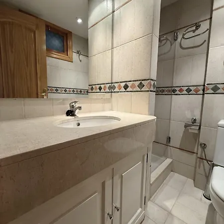Trendyhomes Montebajo, Zona Plaza De Andalucia Y Vista A Pistas * Sierra Nevada